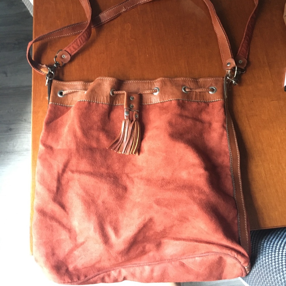 Leather bag
